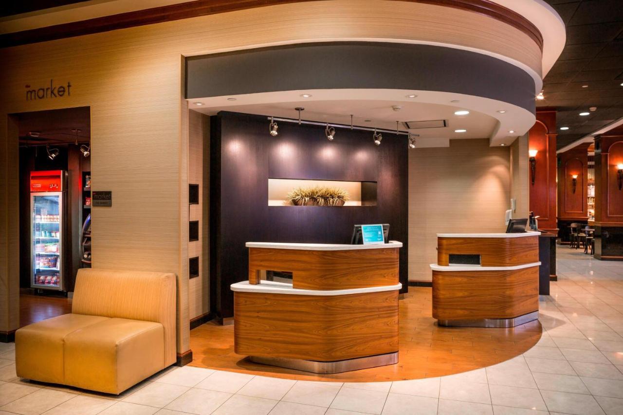 Hotel Courtyard By Marriott Norfolk Downtown Exterior foto