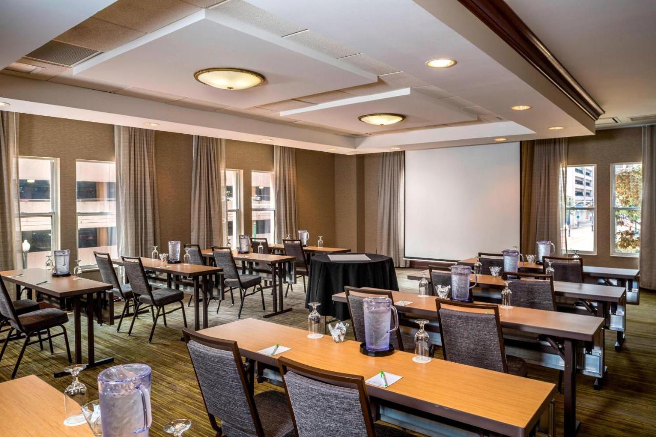 Hotel Courtyard By Marriott Norfolk Downtown Exterior foto