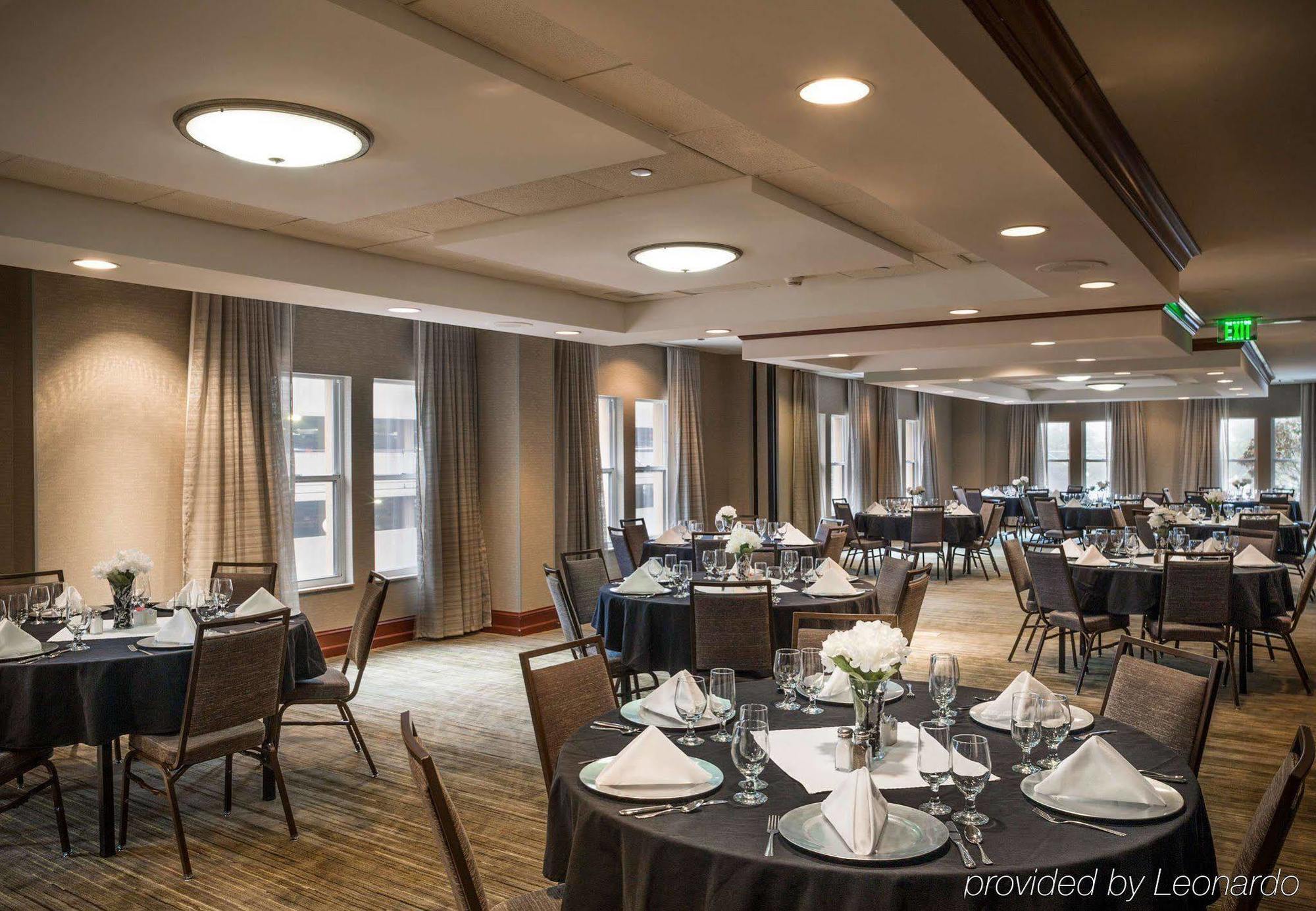 Hotel Courtyard By Marriott Norfolk Downtown Exterior foto